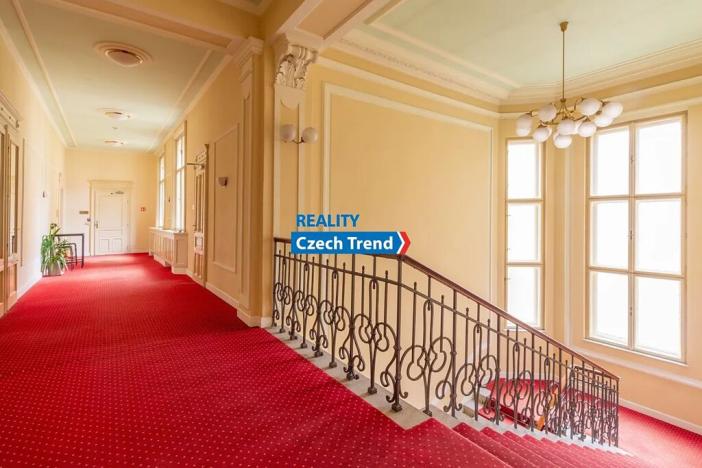 Prodej činžovního domu, Olomouc, Kollárovo nám., 2762 m2