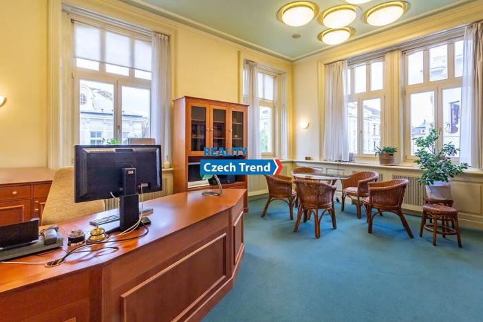 Prodej činžovního domu, Olomouc, Kollárovo nám., 2762 m2