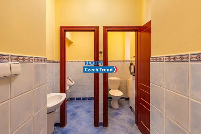 Prodej činžovního domu, Olomouc, Kollárovo nám., 2762 m2