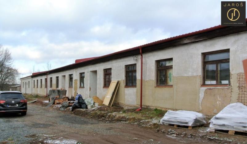 Pronájem kanceláře, Chrášťany, 28 m2