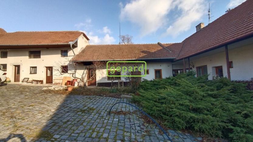 Prodej podílu 1/2 rodinného domu, Ořechov, Ořechovičská, 567 m2