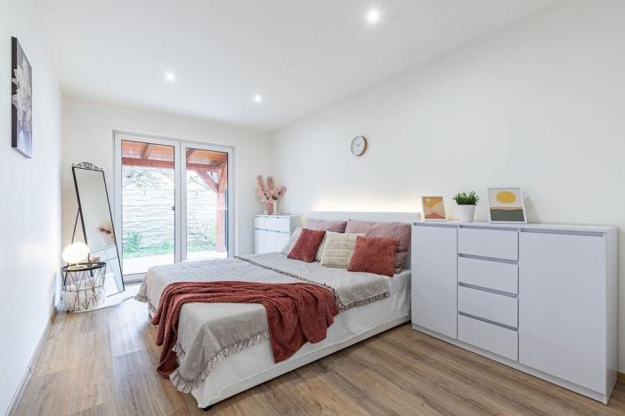 Prodej rodinného domu, Drnholec, Wolkerova, 181 m2