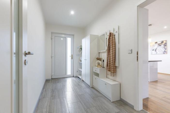 Prodej rodinného domu, Drnholec, Wolkerova, 181 m2