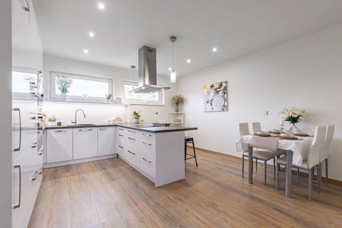 Prodej rodinného domu, Drnholec, Wolkerova, 181 m2