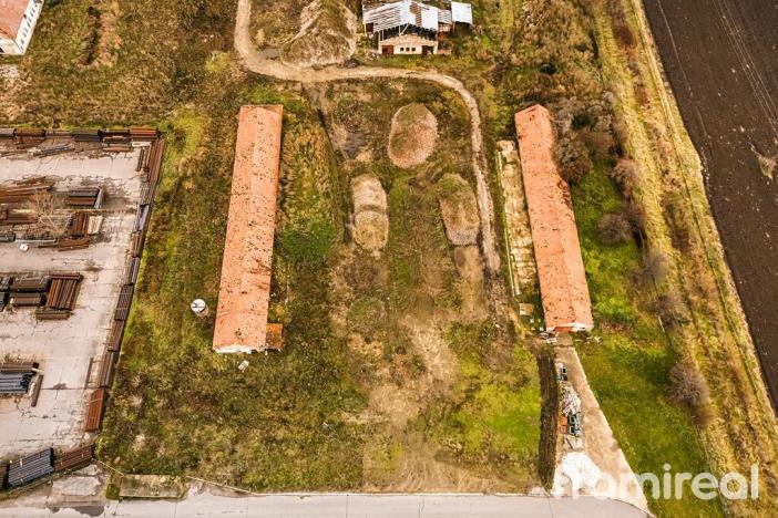 Prodej komerčního pozemku, Strachotín, 9422 m2