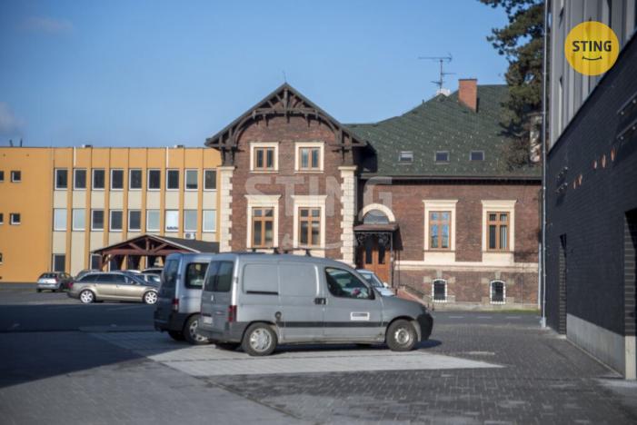 Pronájem kanceláře, Český Těšín, Jablunkovská, 902 m2