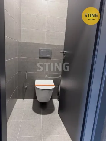 Pronájem obchodního prostoru, Český Těšín, Jablunkovská, 401 m2