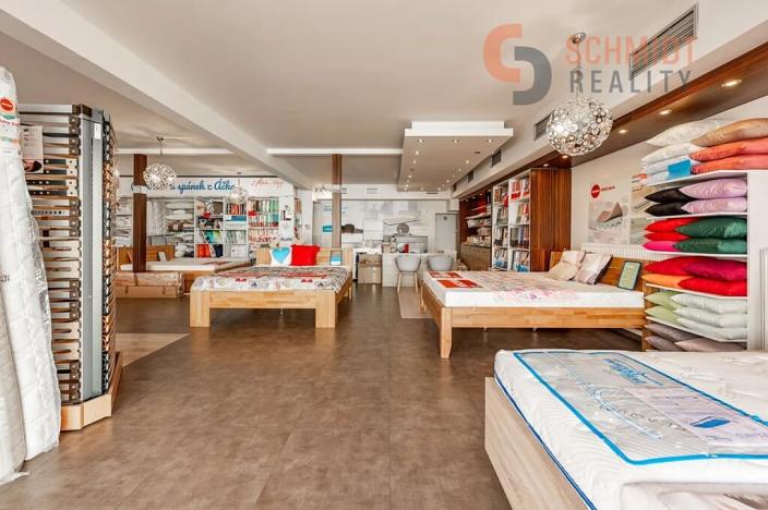 Prodej obchodního prostoru, Břeclav, U Tržiště, 214 m2