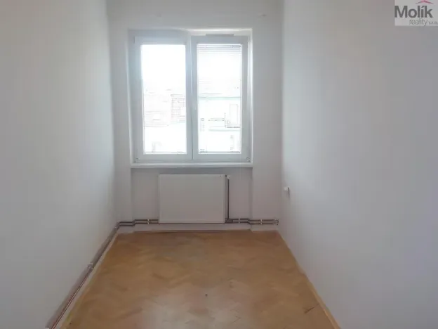 Prodej bytu 3+1, Teplice - Trnovany, Skupova, 70 m2