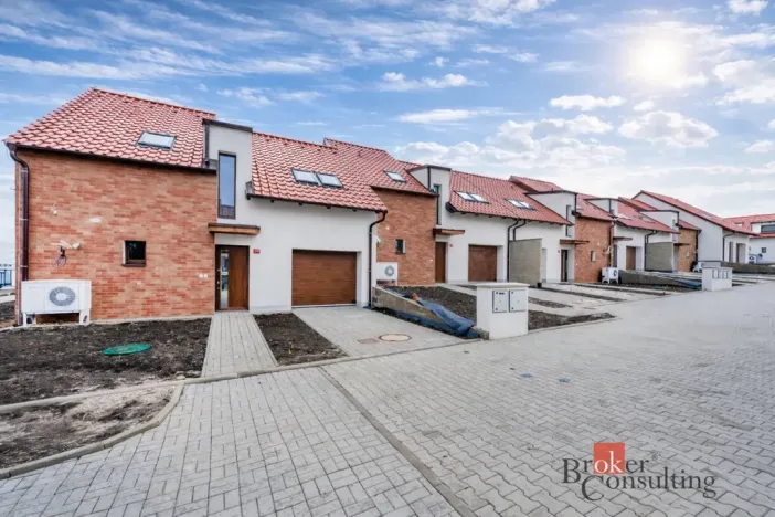 Prodej rodinného domu, Ořech, Východní, 161 m2