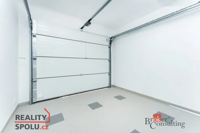 Prodej rodinného domu, Ořech, Východní, 159 m2