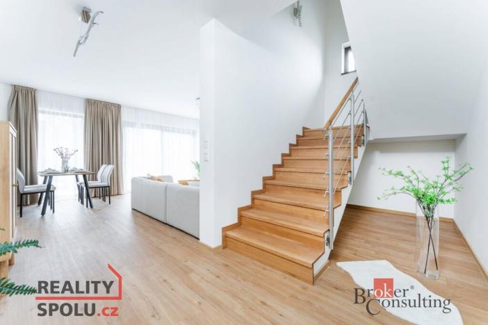 Prodej rodinného domu, Ořech, Východní, 170 m2