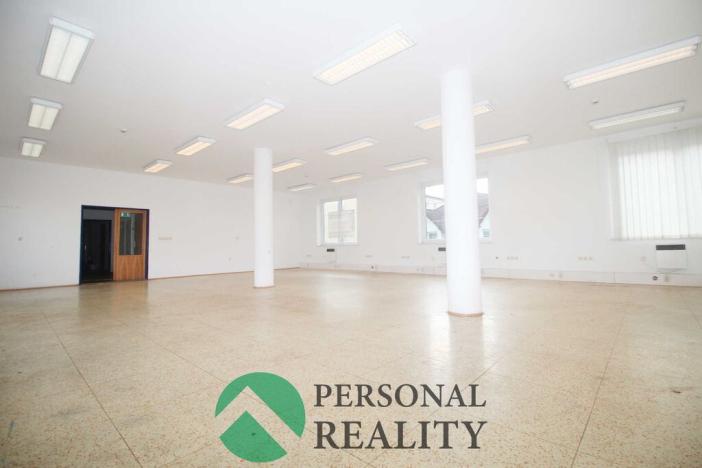 Pronájem kanceláře, Rakovník, Ottova, 1800 m2