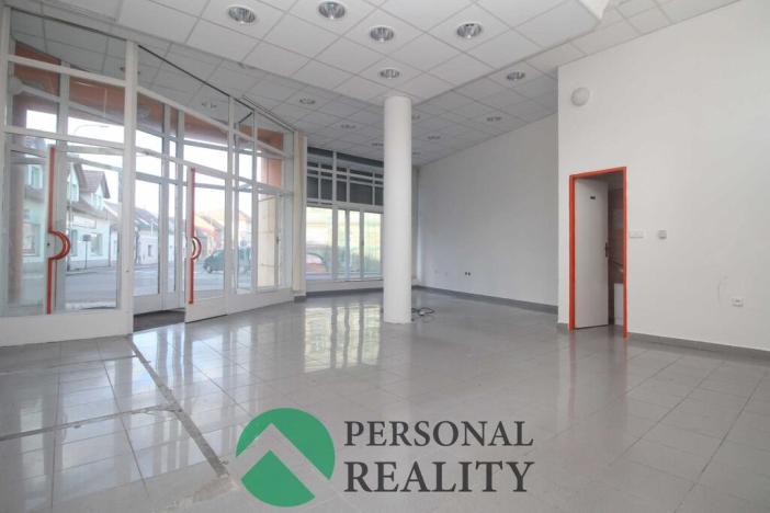 Pronájem kanceláře, Rakovník, Ottova, 1800 m2