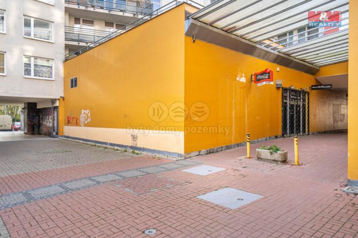 Prodej obchodního prostoru, Praha, Trnkovo náměstí, 324 m2