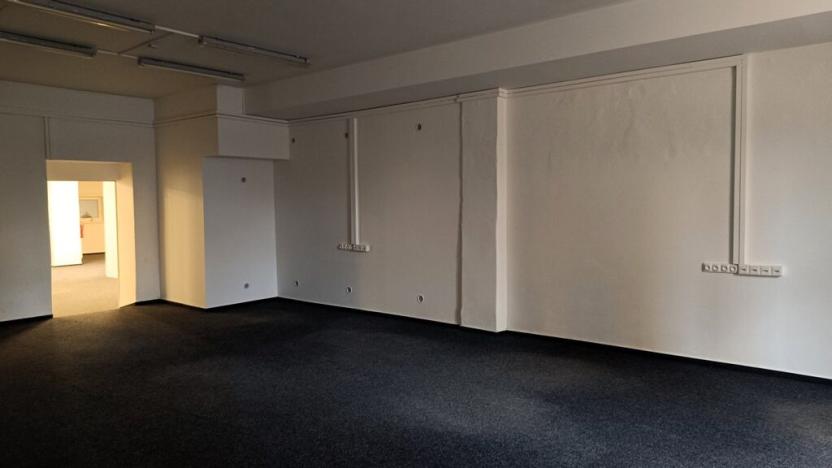 Pronájem kanceláře, České Budějovice - České Budějovice 3, Kubatova, 498 m2