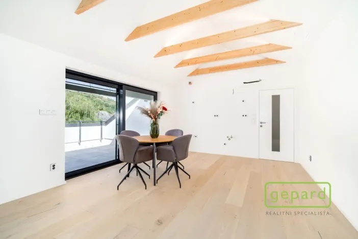 Prodej bytu 3+kk, Praha - Bohnice, V Zámcích, 92 m2