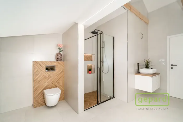 Prodej bytu 3+kk, Praha - Bohnice, V Zámcích, 92 m2