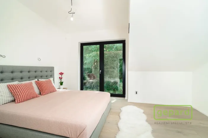 Prodej bytu 3+kk, Praha - Bohnice, V Zámcích, 92 m2