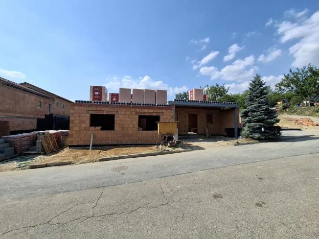 Prodej bytu 3+kk, Holubice, 72 m2