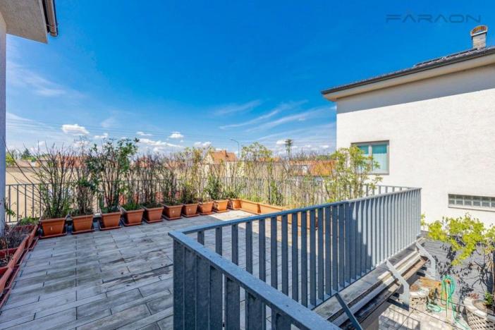 Prodej rodinného domu, Neratovice, Vojtěšská, 898 m2