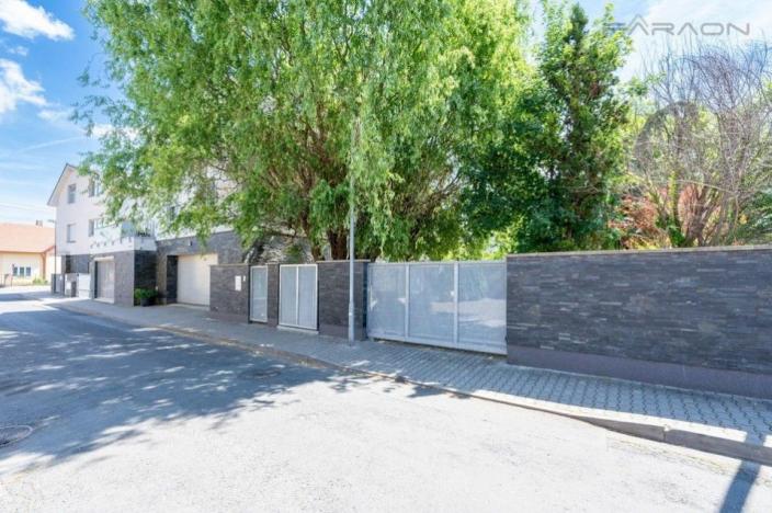 Prodej rodinného domu, Neratovice, Vojtěšská, 898 m2