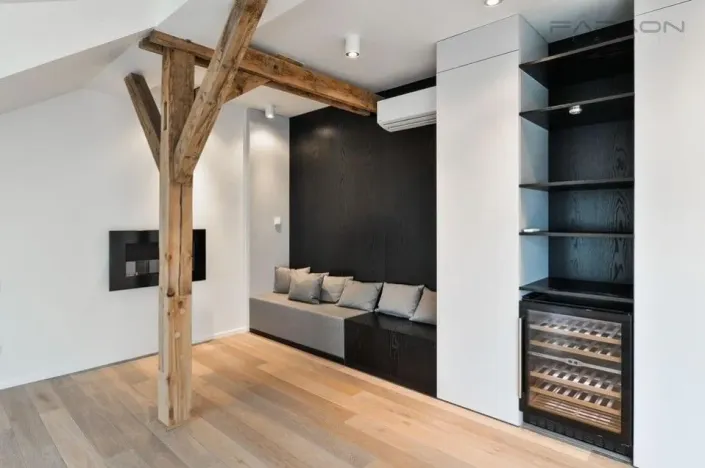 Pronájem bytu 3+1, Praha - Vinohrady, náměstí Jiřího z Poděbrad, 137 m2