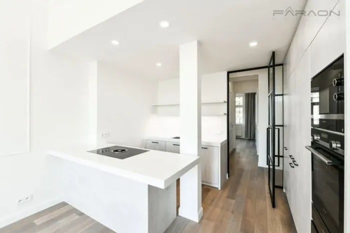 Pronájem bytu 3+kk, Praha - Vinohrady, náměstí Jiřího z Poděbrad, 93 m2