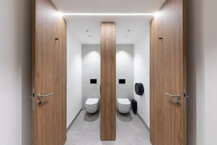 Pronájem kanceláře, Praha - Karlín, Pobřežní, 1059 m2