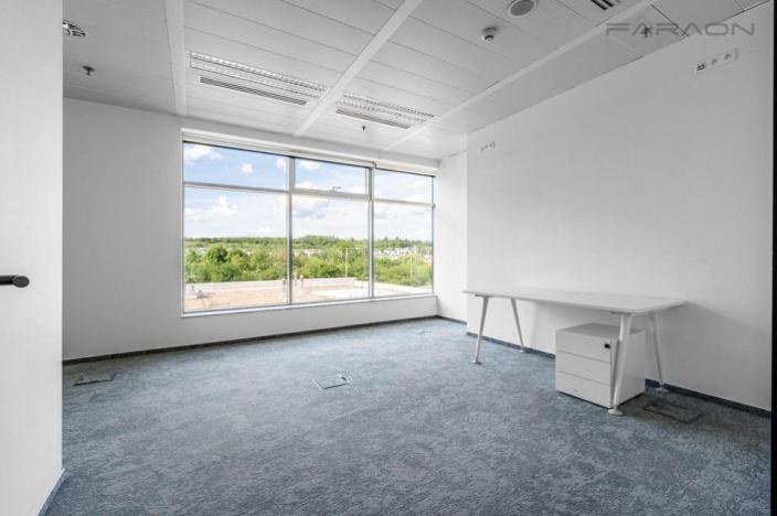 Pronájem kanceláře, Praha - Stodůlky, Bucharova, 924 m2