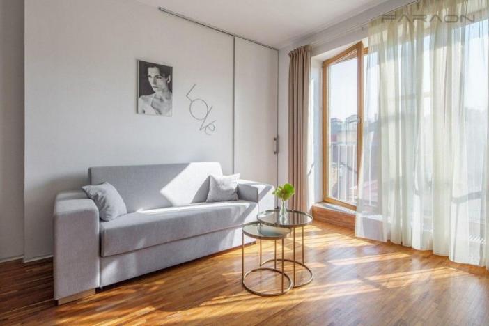 Pronájem bytu 2+kk, Praha - Košíře, Holečkova, 45 m2