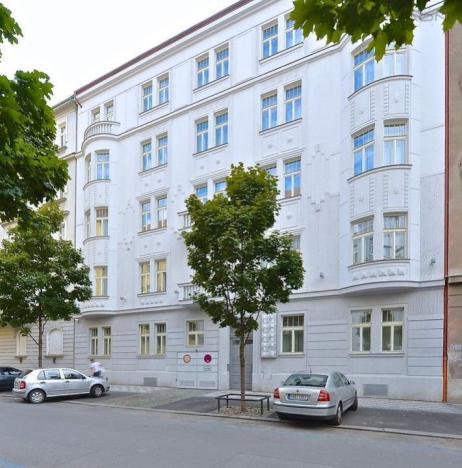 Pronájem bytu 3+kk, Praha - Vinohrady, Laubova, 114 m2