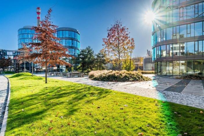 Pronájem garáže, Praha - Jinonice, Barvitiova, 30 m2