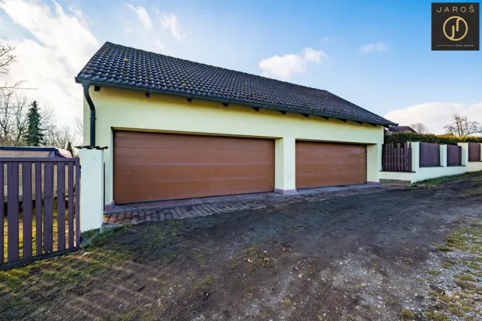 Prodej rodinného domu, Sýkořice, 535 m2