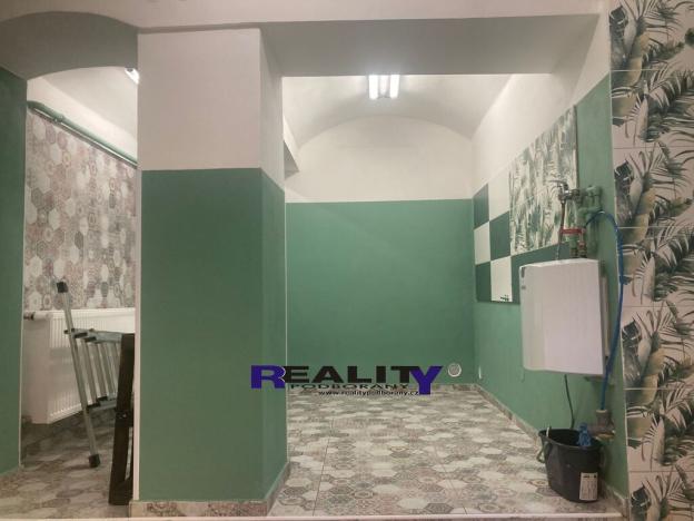 Pronájem obchodního prostoru, Žatec, Husova, 28 m2