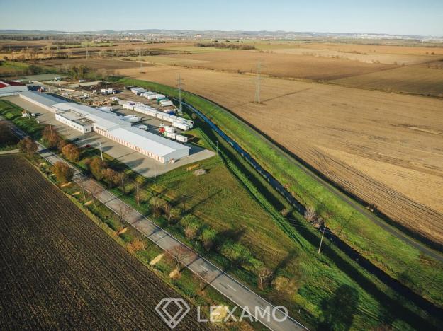 Prodej komerčního pozemku, Měnín, 3300 m2