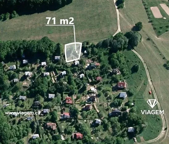 Prodej zahrady, Březůvky, 71 m2