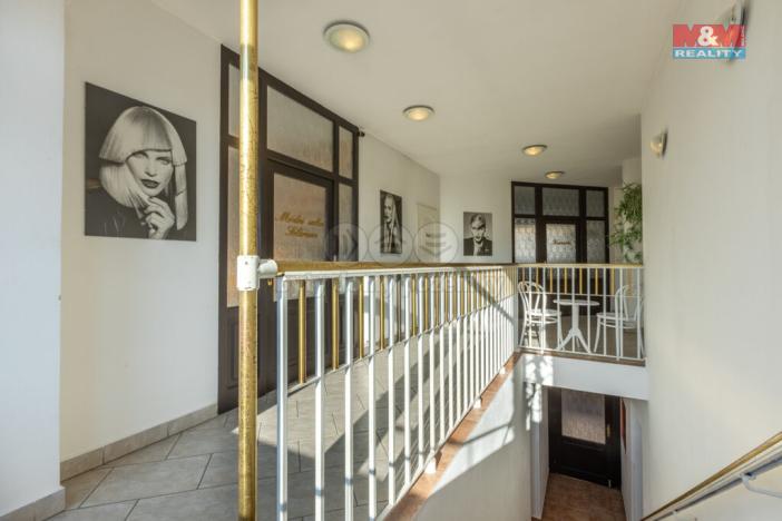 Prodej obchodního prostoru, Postoloprty, Marxovo náměstí, 440 m2