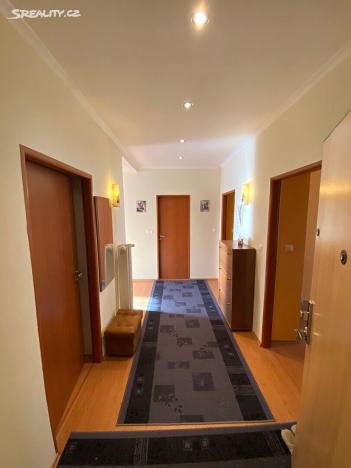 Prodej bytu 3+kk, Karlovy Vary, nábřeží Jana Palacha, 82 m2