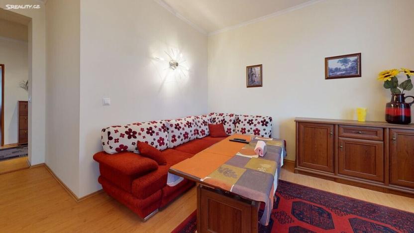 Prodej bytu 3+kk, Karlovy Vary, nábřeží Jana Palacha, 82 m2