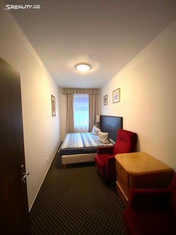 Prodej činžovního domu, Karlovy Vary, Kolmá, 444 m2