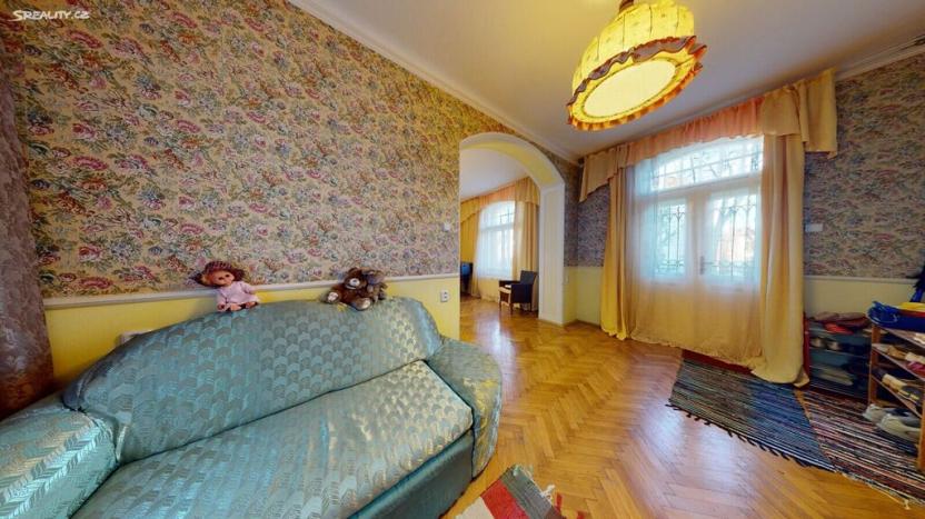 Prodej bytu 3+1, Karlovy Vary, Krále Jiřího, 89 m2