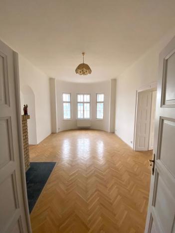 Prodej bytu 4+1, Karlovy Vary, Krále Jiřího, 134 m2