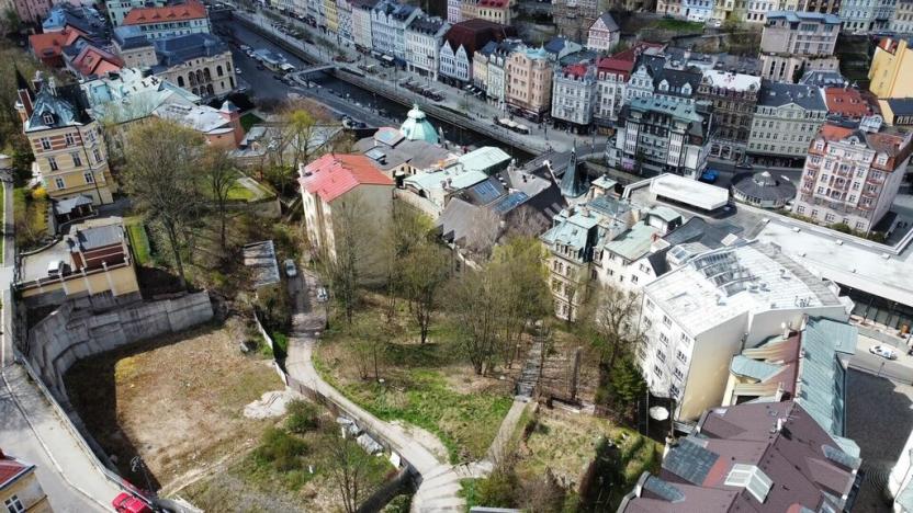 Prodej komerčního pozemku, Karlovy Vary, Hálkův vrch, 1340 m2