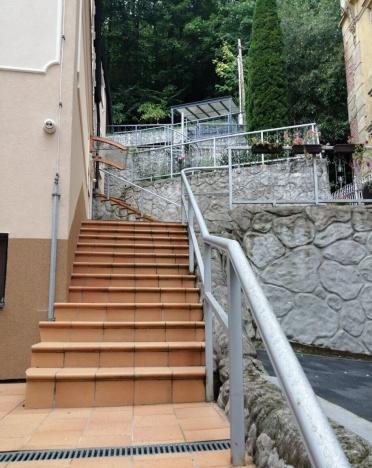 Prodej rodinného domu, Karlovy Vary, Zámecký vrch, 400 m2