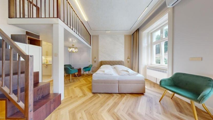 Prodej bytu 1+1, Karlovy Vary, Vřídelní, 42 m2