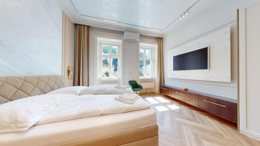 Prodej bytu 1+1, Karlovy Vary, Vřídelní, 42 m2