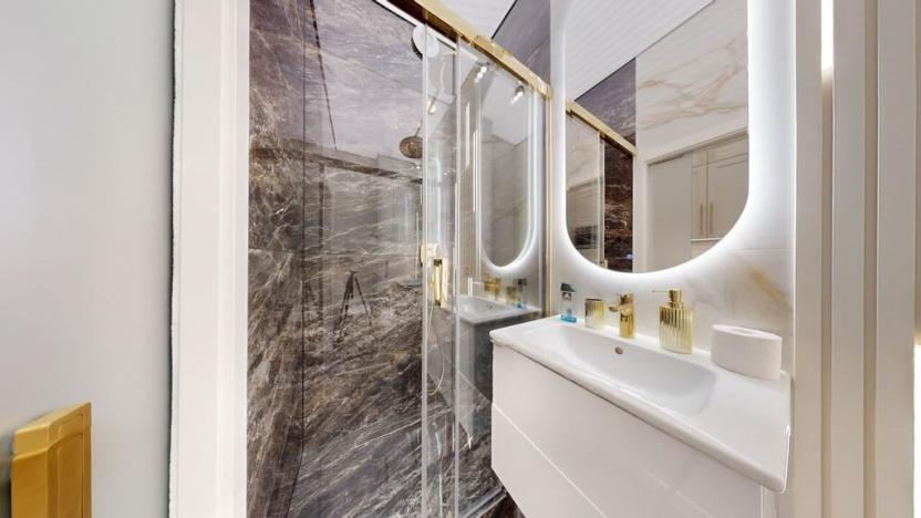 Prodej bytu 1+1, Karlovy Vary, Vřídelní, 42 m2