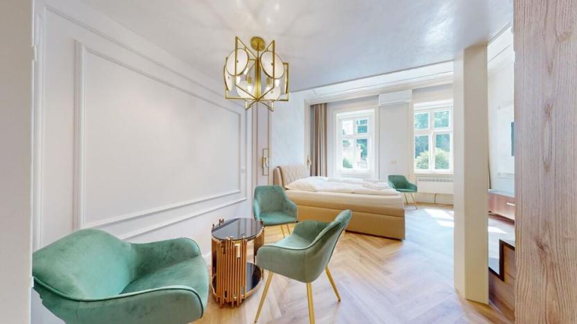 Prodej bytu 1+1, Karlovy Vary, Vřídelní, 42 m2