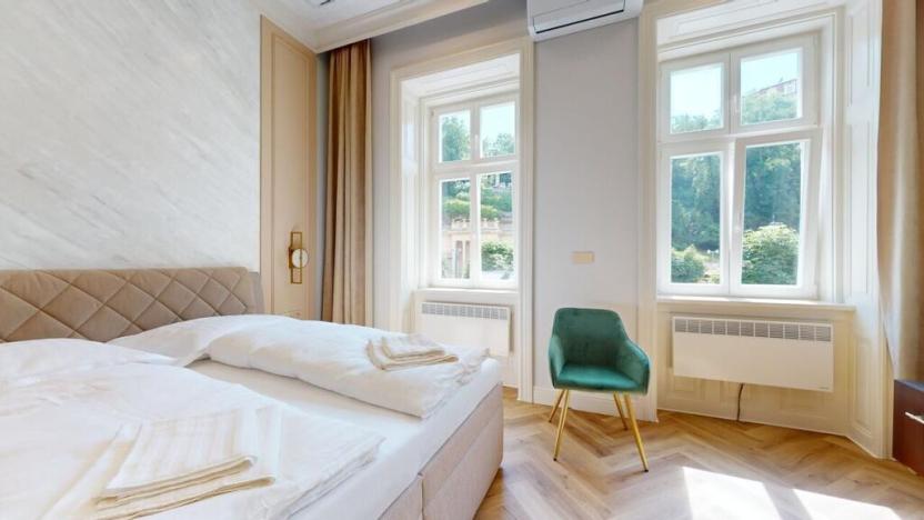 Prodej bytu 1+1, Karlovy Vary, Vřídelní, 42 m2